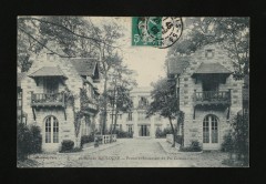 Carte postale ancienne Bois de Boulogne - Ferme et Restaurant du Pré Catelan
                                                                     à Paris 16e
                                