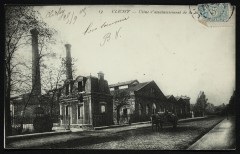 Carte postale ancienne Usine d'assainissement de la Seine
                                                                     à Clichy
                                