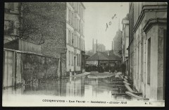 Rue Perret - Inondations - Janvier 1910 à Courbevoie