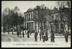 Place de l'Hôtel-de-Ville - Le Commissariat -
																					92400 Courbevoie
																			