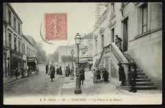 La Place et la Mairie à Garches