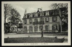 La Mairie à Garches
