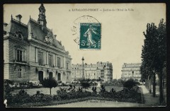 Jardins de l'Hôtel de Ville -
																					92300 Levallois-Perret
																			