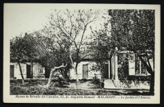 Maison de Retraite des Cascades, 42, av. Augustin Dumont - Le Jardin et l'Annexe -
																					92240 Malakoff
																			