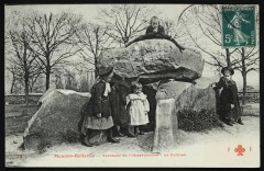 Carte postale ancienne Terrasse de l'Observatoire - Le Dolmen
                                                                     à Meudon
                                
