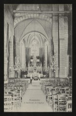L'Intérieur de l'Eglise à Nanterre