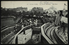 Luna Park - Le Scenic Railway à Paris 17e