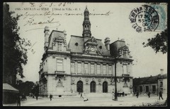 Neuilly sur Seine L'Hotel de Ville à Neuilly-sur-Seine
