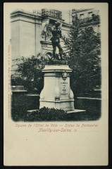 Square de l'Hôtel de Ville - Statue de Parmentier à Neuilly-sur-Seine