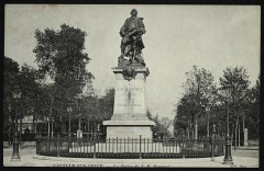 La Statue de J.-R. Perronet à Neuilly-sur-Seine