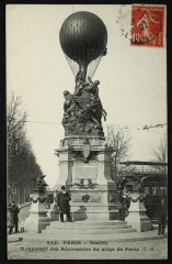Carte postale ancienne Monument des Aéronautes du Siège de Paris
                                                                     à Paris 17e
                                