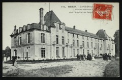 Le Château de la Malmaison - Ancienne résidence de l'Empereur Napoléon 1er et de l'Impératrice Joséphine à Rueil-Malmaison