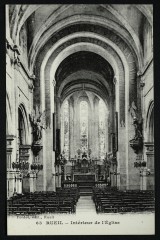 Carte postale ancienne Intérieur de l'Eglise
                                                                     à Rueil-Malmaison
                                