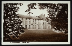 Malmaison - Coin du Parc -
																					92500 Rueil-Malmaison
																			