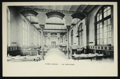 Lycée Lakanal - Un réfectoire à Sceaux