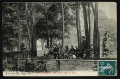 Lycée Lakanal - Un Cours dans le parc à Sceaux