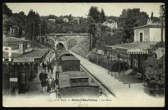 Sèvres-Ville d'Avray - La Gare à Sèvres