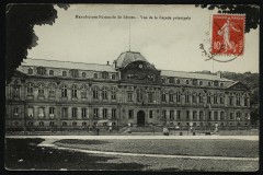 La Manufacture Nationale de Sèvres. - Vue de la Façade principale -
																					92310 Sèvres
																			