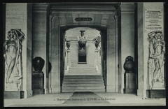 Manufacture Nationale de Sèvres - Le Vestibule -
																					92310 Sèvres
																			