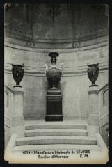 Manufacture Nationale de Sèvres - Escalier d'honneur à Sèvres