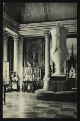 Manufacture de Sèvres - salon d'honneur. - Hauteur du Vase 3m15 -
																					92310 Sèvres
																			
