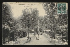 Carte postale ancienne A la Belle Cycliste - Les Jardins ELD
                                                                     à Suresnes
                                