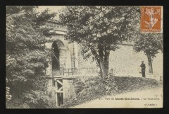 Fort du  Mont-Valérien. - Le Pont-Levis à Suresnes