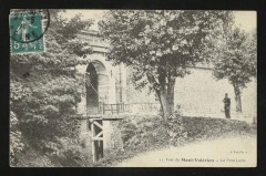 Fort du  Mont-Valérien. - Le Pont-Levis à Suresnes