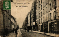 Rue Linois, vue prise de la Place Baugrenelle à Paris 15e