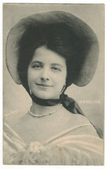 WENDLING, Georgette Sin datos. Opéra. Photo Ogerau b -
													France
												