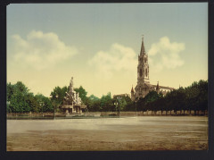 The esplanade, Nîmes, France-LCCN2001698493