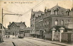 Cad 11 - Eu - Hotel de la Gare et la Gare à Eu