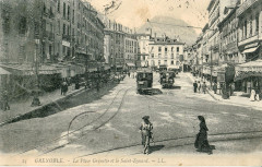 Ll 25 - Grenoble - La Place Grenette et le Saint-Eynard à Grenoble