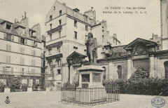 Paris - Val-de-Grâce, statue de A. Larrey CIPB0040