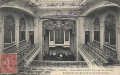 Carte postale ancienne Salle Berlioz - Rue de Clichy - Fauteuils de Balcon et Grand Orgue
                                                                     à Paris 9e
                                