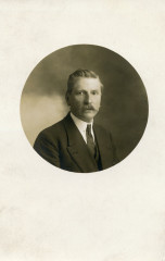 Boutain Portrait Rond