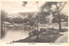 Lac du Parc de l'Orangerie à Strasbourg avec l'ancien Grand Restaurant, construit en 1895 et démoli en 1961 (carte postale)