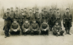 Groupe de militaires appelés du 89e régiment d'infanterie