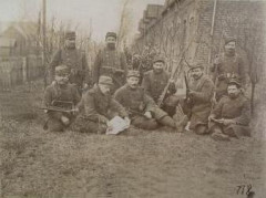Militaire-Campagne 1914 1915- 9 soldats-1915