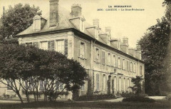 Ancienne sous prefecture de lisieux -
													14 Calvados
												