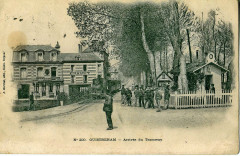 Bréchet 200 - Ouistreham - Arrivée du Tramway