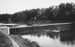 Heuilley-sur-saone barrage mobile 1959 -
													21 Côte d'Or
												