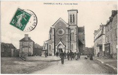 Sortie de messe à Saint-Pierre de Broons
