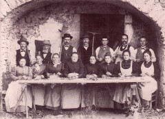 Charols greffage des plants de vigne 1904 -
													26 Drôme
												