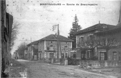 Marcilolles, route de Beaurepaire vers 1930, p 118 de L'Isère les 533 communes - Mlle Villet édit