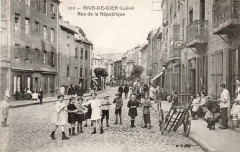 Rive-de-Gier, rue de la République
