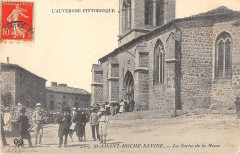 Sortie de messe à Saint-Amant