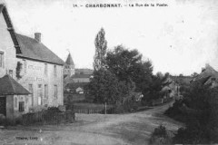 Charbonnat rue de la Poste -
													71 Saône et Loire
												