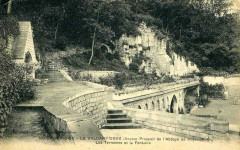 Noisy-sur-Oise (95), le Valdampierre, cour