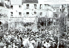 Inauguration de la Fontaine Briard à Villeneuve-sur-Yonne (France) en 1906 -
													89 Yonne
												